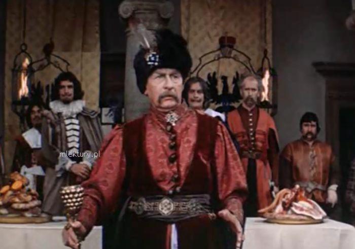 Książę rozczarował zebranych arystokratów i pułowników, wznosząc toast za Karola Gustawa. (film TVP, 1973)